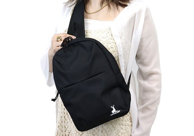 超美品 MonoMax ブリーフィング ボディバック333個限定発売！ 宝島さん！こんな超高機能ブランドボディバッグが付録でいいの