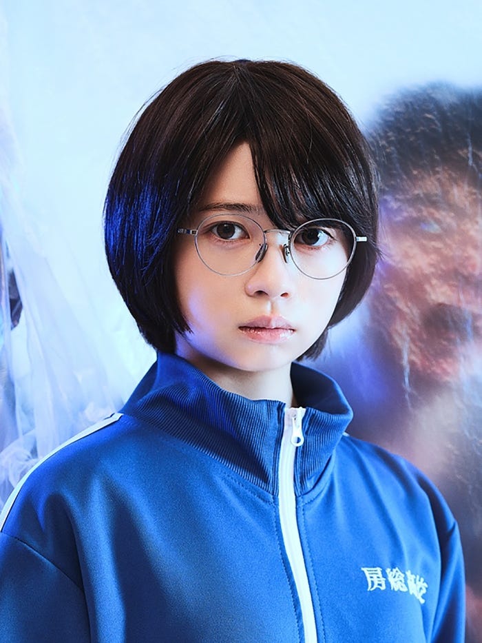 桜田ひより (C)「生き残った6人によると」製作委員会・MBS
