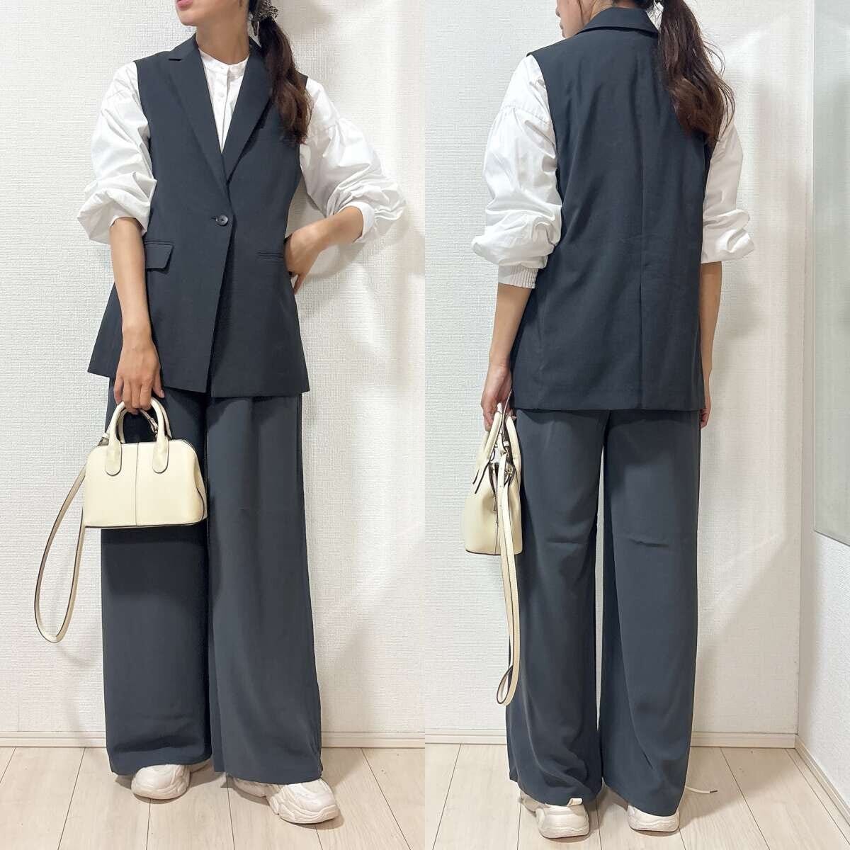 ダークグレージレと白シャツとワイドパンツのセットアップ風コーデ全身