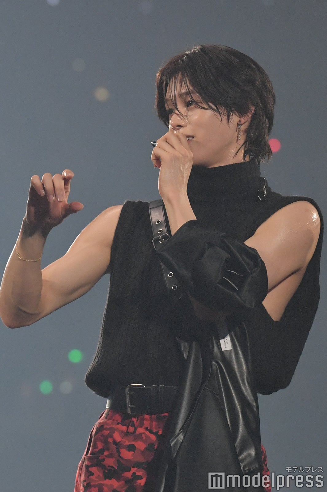 椅子取りゲームで身長が大きすぎて怖がられていた（？）K／「BEAT AX」&TEAM（C）モデルプレス