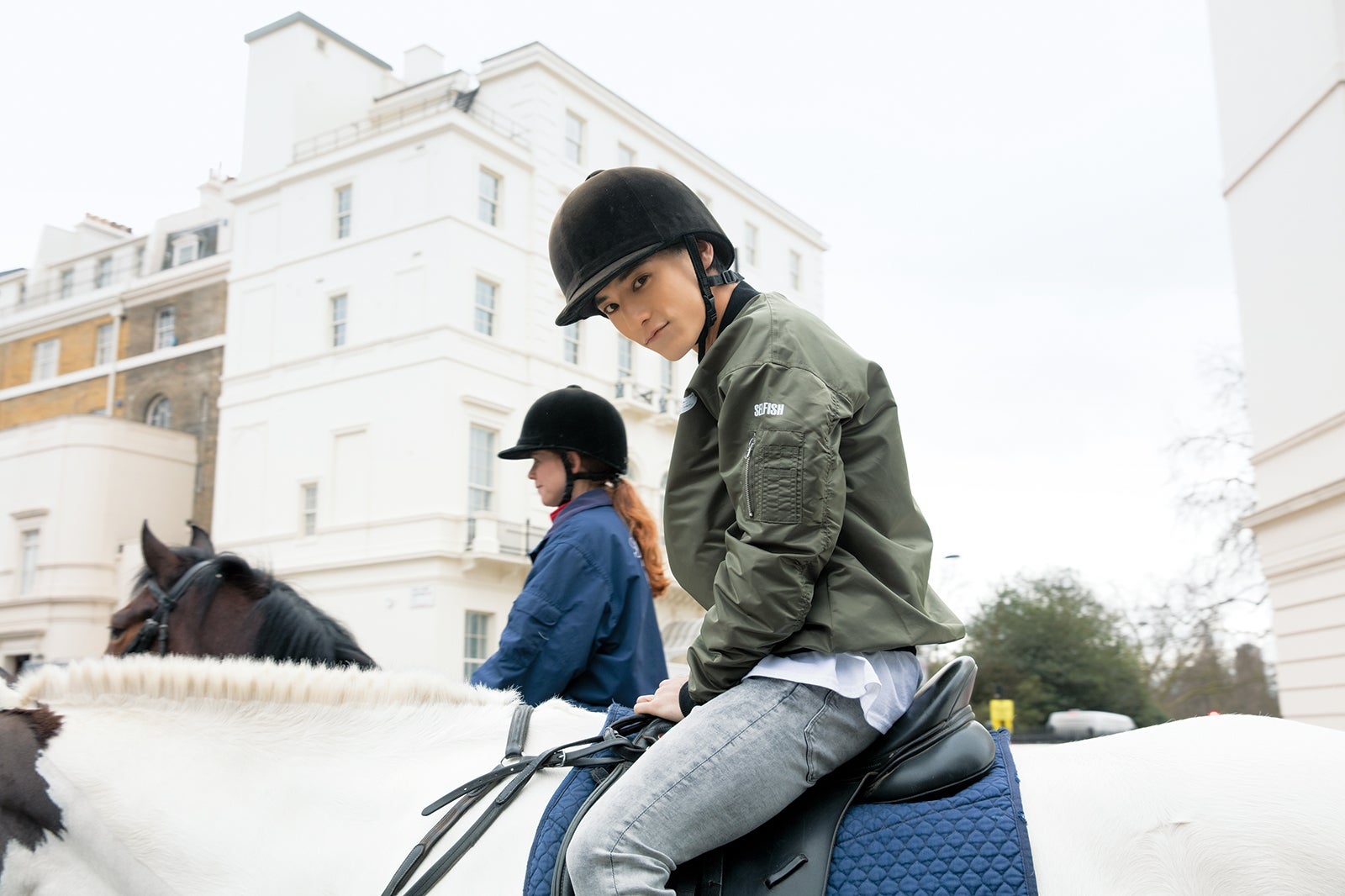 ユースケ／ユースケ写真集『どんどん超特急の魅力に気づいちゃう？ロンドン・アイならぬ、超特急愛～◆』より（提供画像）