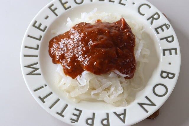 ダイソー　こんにゃくがパスタになりました。　パスタソース