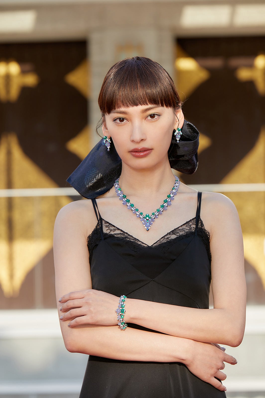 大政絢（C）Cartier