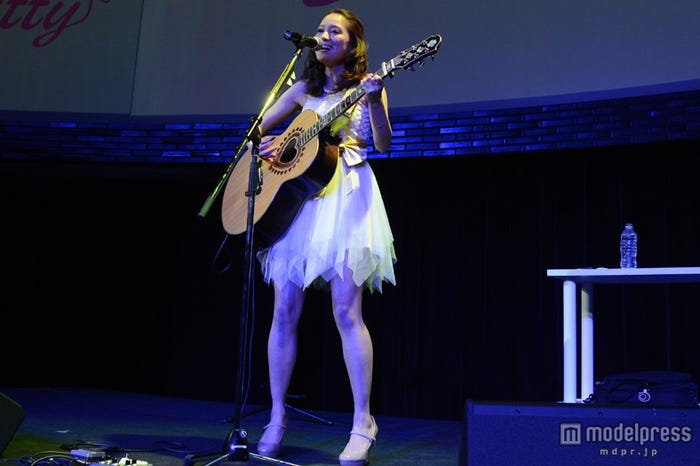 女性が多いイベントに、少し緊張も見せていたchay