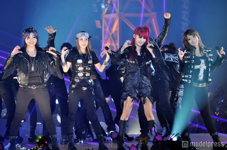 2NE1、「Girls Award」大トリで圧巻のパフォーマンス　BIGBANGメンバーも出演