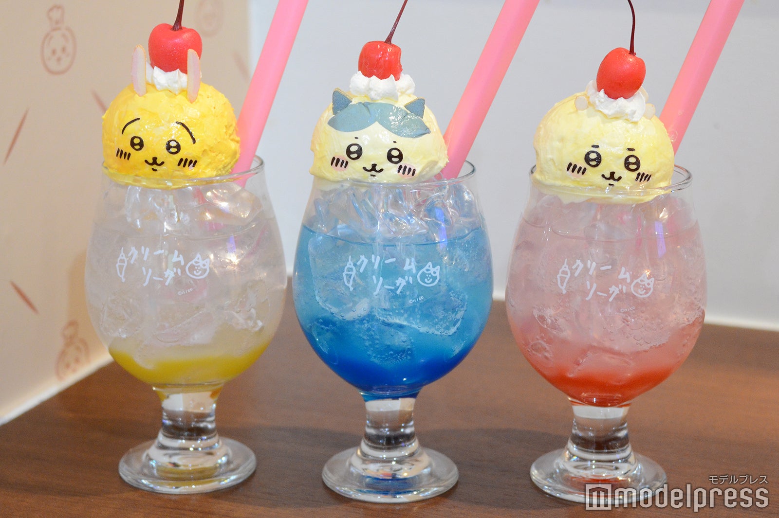 クリームソーダ各990円（税込）（C）モデルプレス
