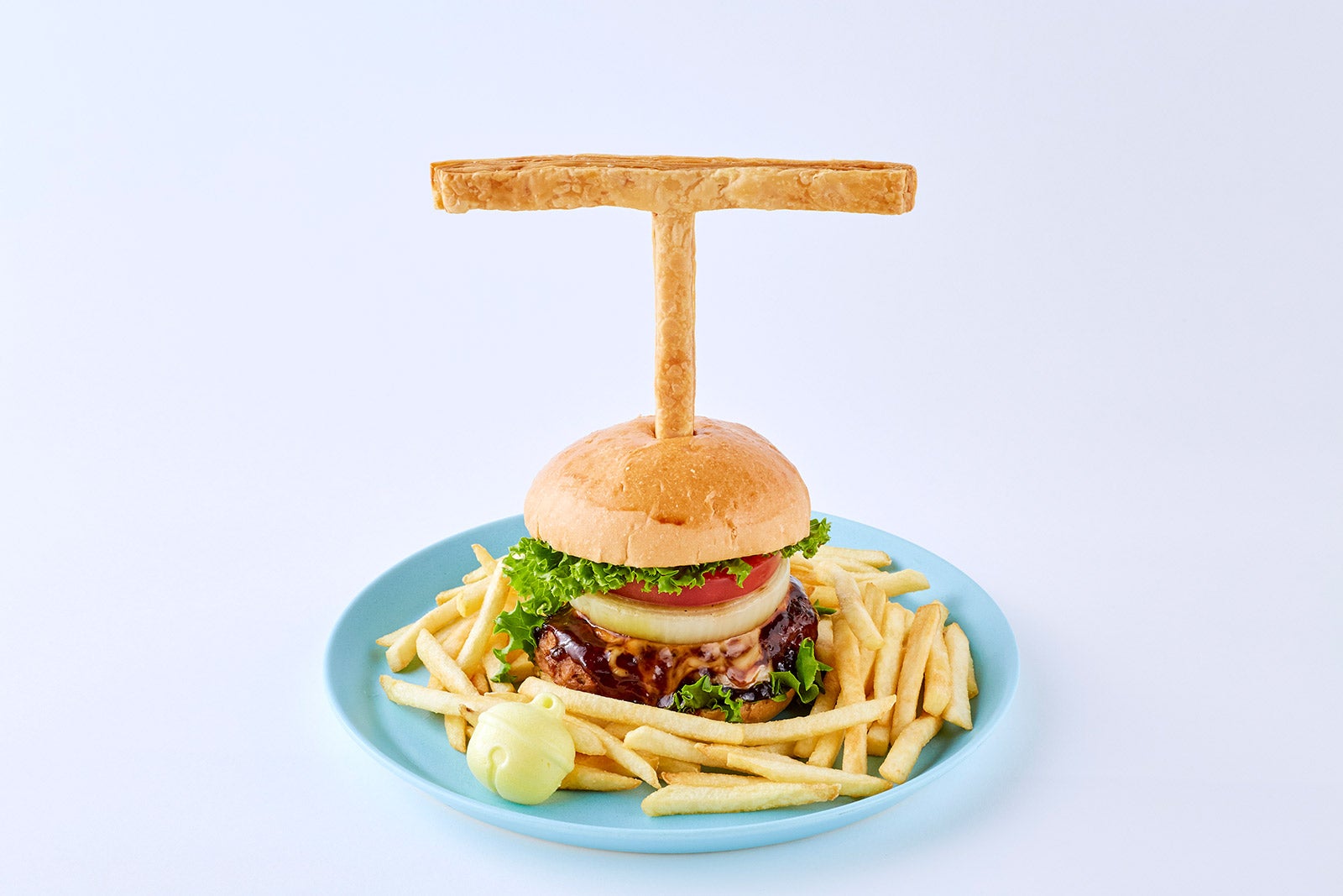 通期メニュー「タケコプターバーガー」1,380円（税込）（C）Fujiko-Pro