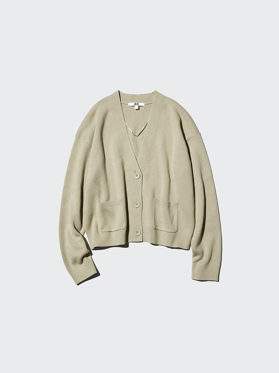 ユニクロ スムースコットンVネックショートカーディガン ユニクロのスムースコットンVネックショートカーディガン
