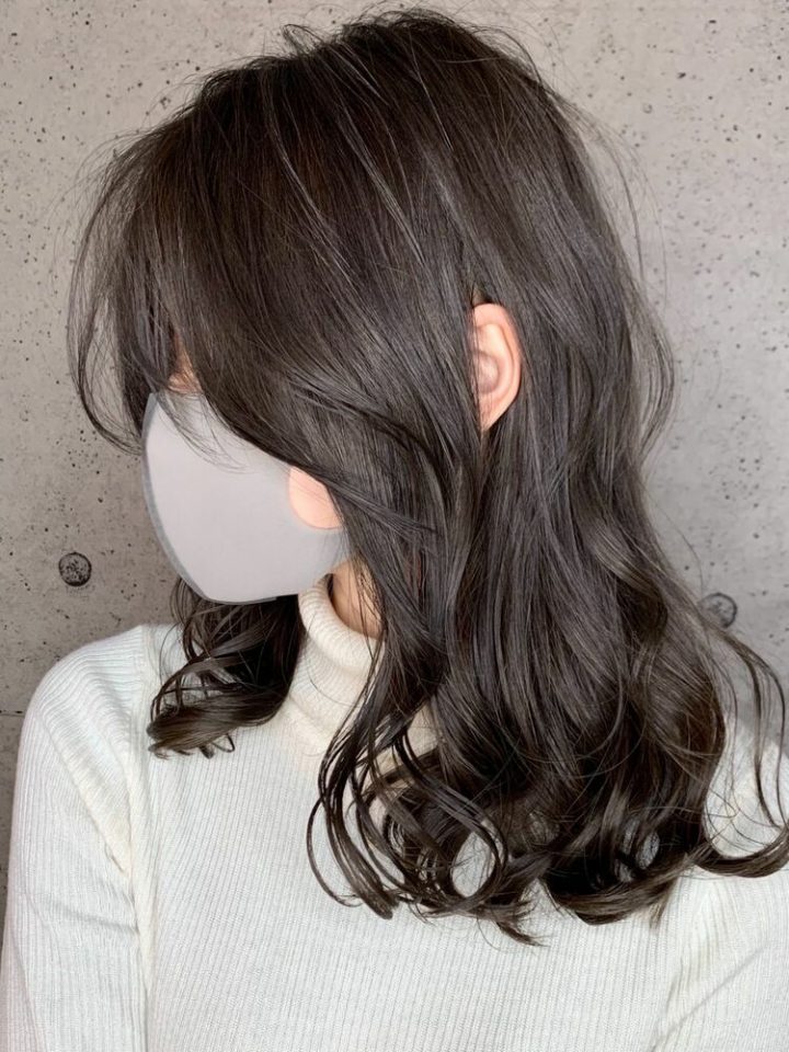大人気のミルクティーカラーで旬を取り入れよう 明るめ 暗めの髪色までご紹介 モデルプレス 大人気のミルクティーカラーで旬を取り入れよう 明るめ 暗めの髪色までご紹介 モデルプレス