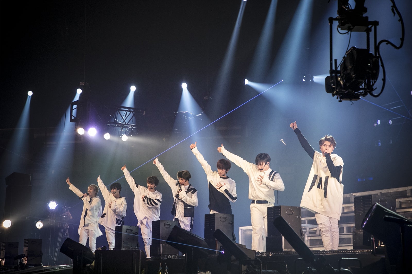 超特急／日本武道館公演より（写真提供：スターダストレコーズ）