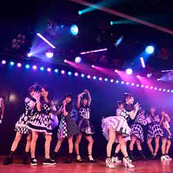 「AKB48劇場13周年特別記念公演」夜公演より（C）AKS