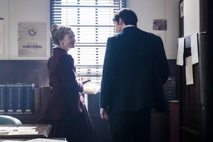 シャーロット・ケイト・フォックス、トミー・バストウ「ばけばけ」第10話(C)NHK