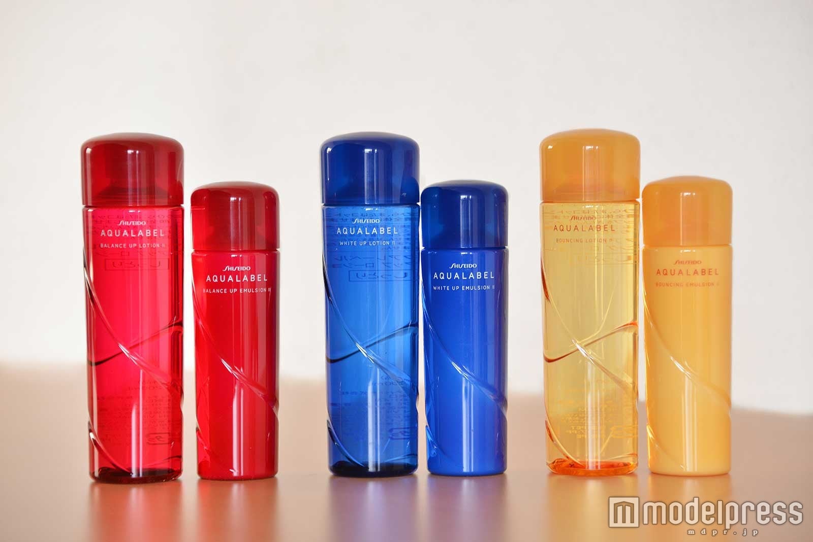 （左から）つるつる肌ライン、美白ライン、ハリつやライン（C）モデルプレス