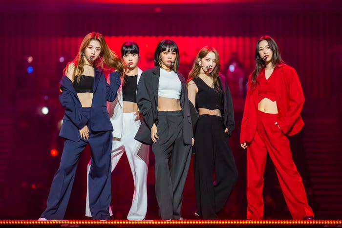 LE SSERAFIM(C)CJ ENM Co., Ltd, All Rights Reserved