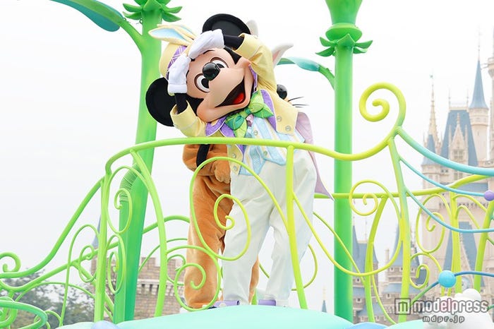 ミッキー(タマゴのポーズ)