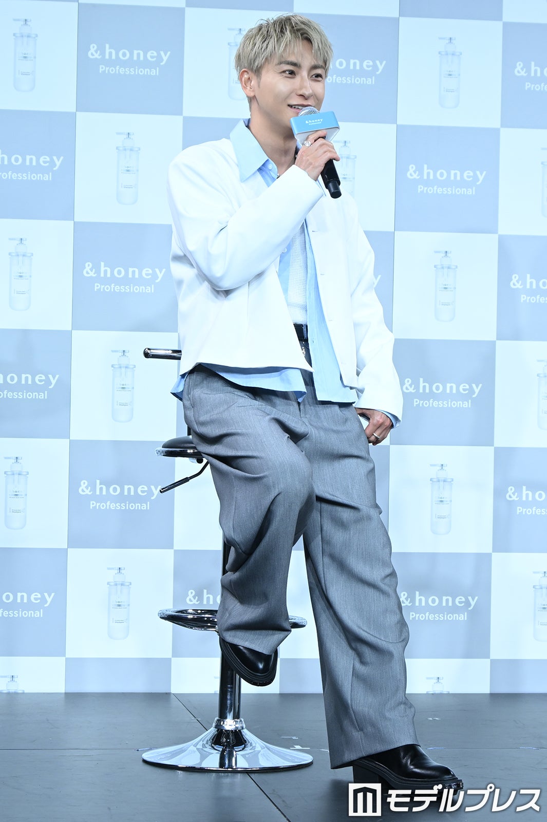 與真司郎（C）モデルプレス