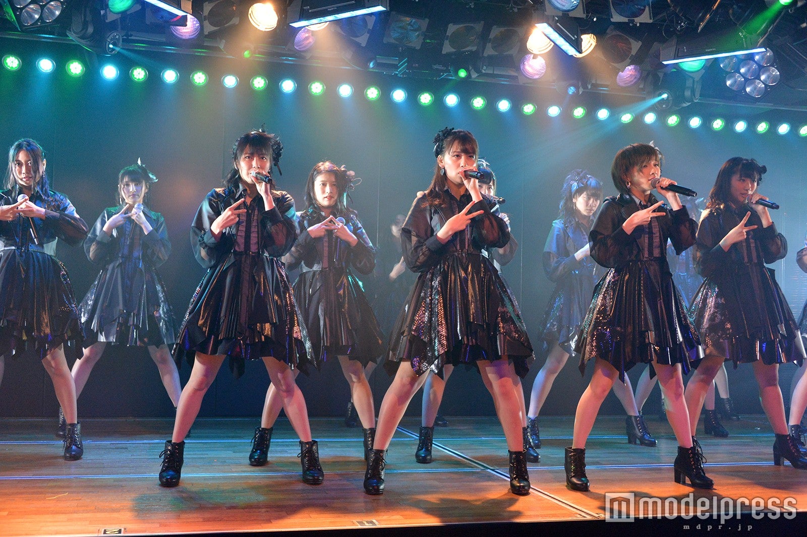 井上ヨシマサ「神曲縛り」公演（C）モデルプレス