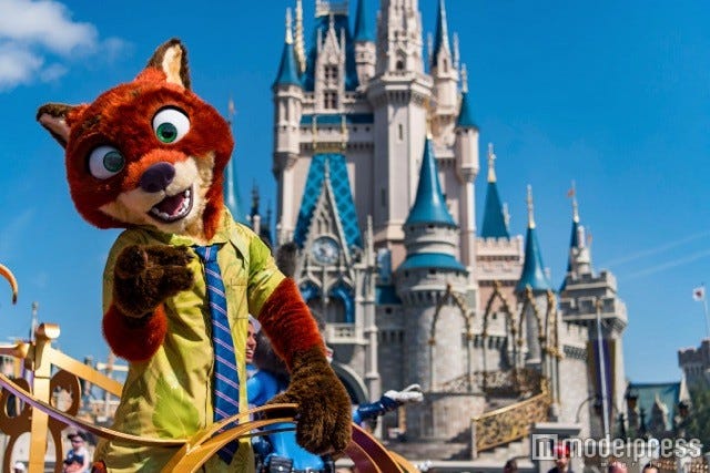 ストリートパーティー「ムーブ・イット!シェイク・イット!ダンス&プレイ・イット!」より(C)Disney