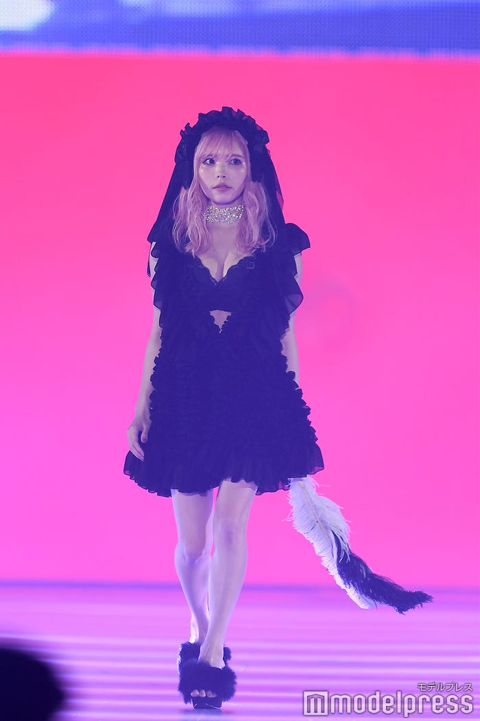 益若つばさ (C)モデルプレス