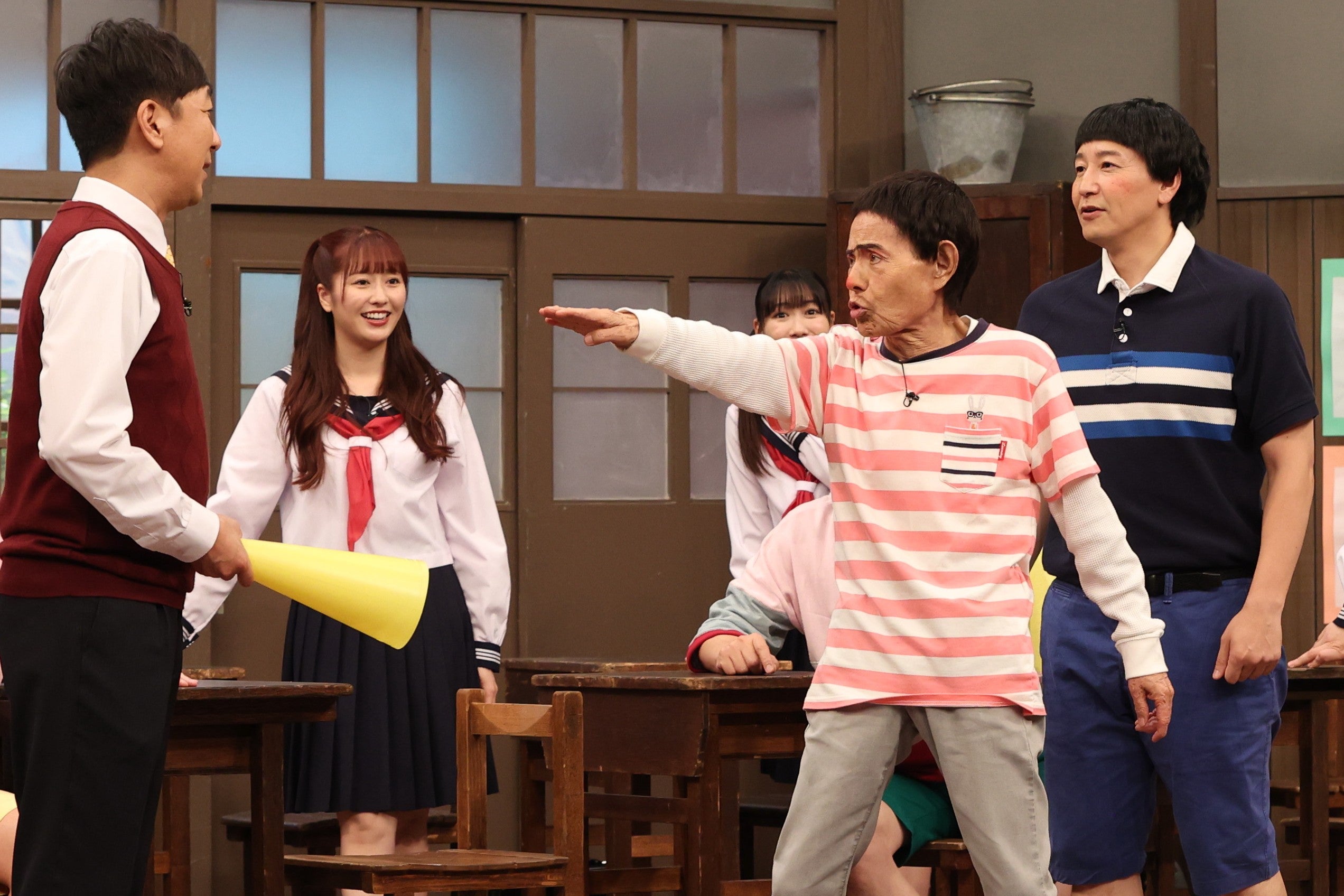 飯塚悟志、佐々木彩夏、加藤茶、長田庄平（C）フジテレビ