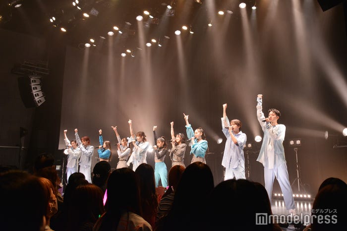 ONE LOVE ONE HEART(C)モデルプレス