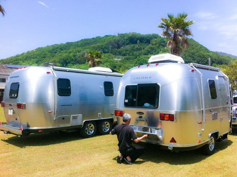 キャンピングカーに宿泊／画像提供：瀬戸内finder