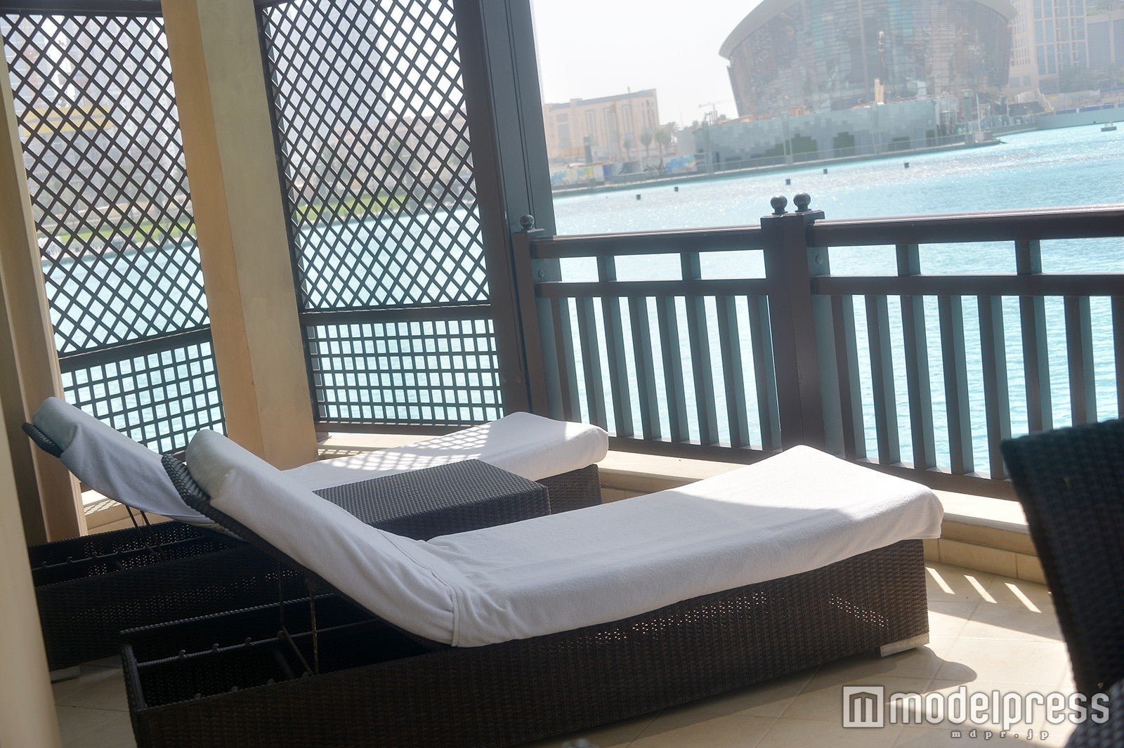 「ザ パレス ダウンタウ ドバイ」の「ロイヤルスイート」バルコニーから噴水ショー（C）モデルプレス