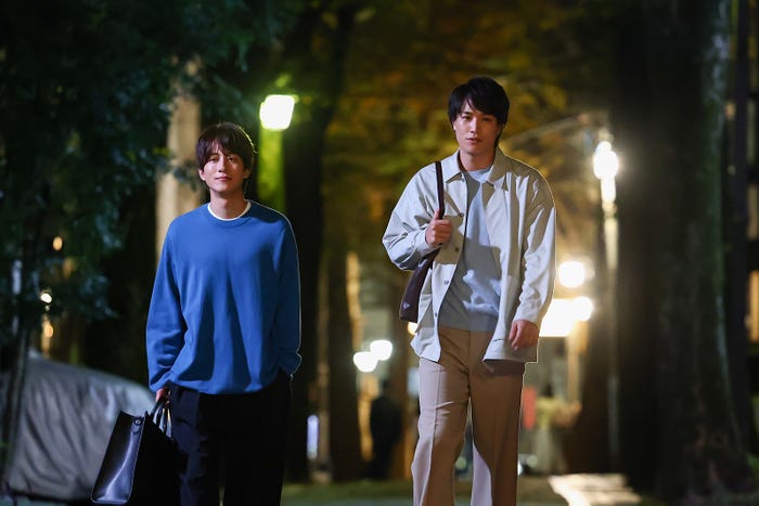 溝端淳平、鈴木伸之「まどか26歳、研修医やってます!」(C)TBS