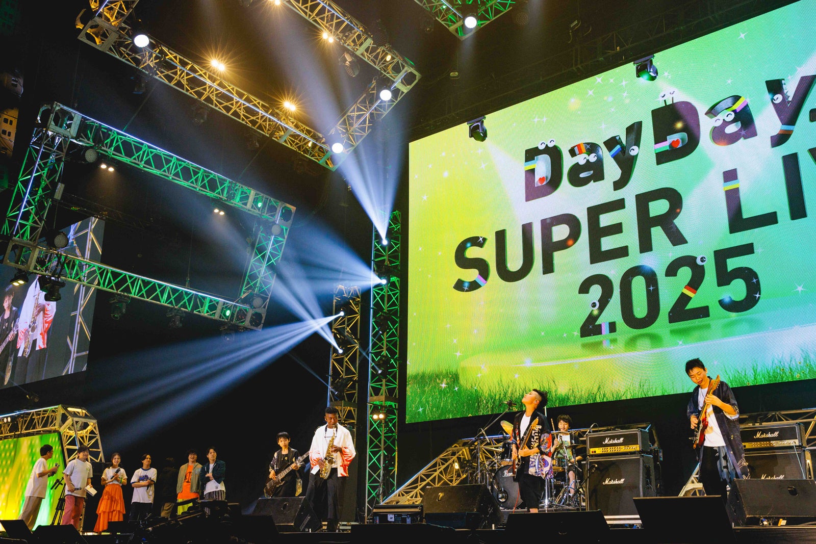 Za SAVAGE（C）ハタサトシ／高田梓／ヨシモリユウナ