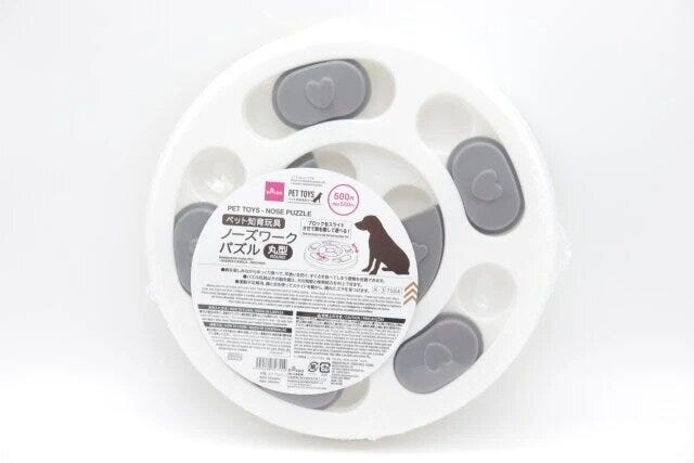 ダイソーのペット知育玩具（ノーズワークパズル、丸型）のパッケージ