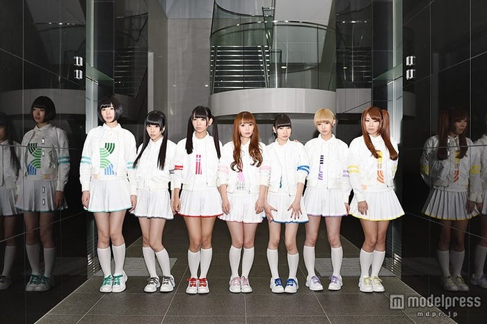 (左から)夢眠ねむ、相沢梨紗、古川未鈴、中川翔子、藤咲彩音、最上もが、成瀬瑛美