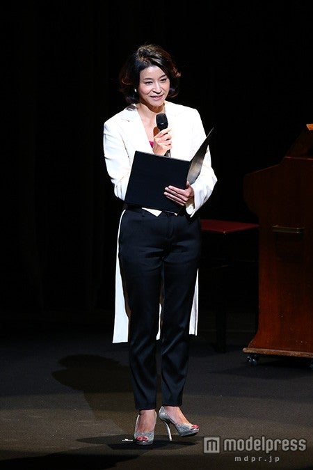 ライブナビゲーターを務めた、高嶋ちさ子／「ファンタジア・コンサート」（C）Disney