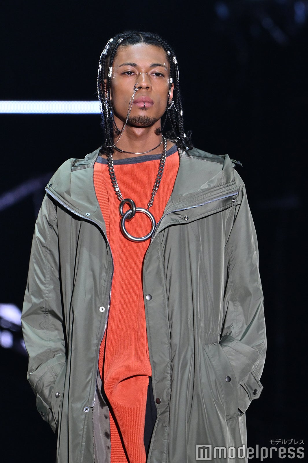 （C）モデルプレス