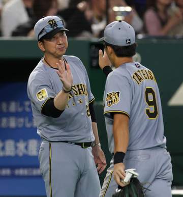 首位浮上の阪神・藤川監督「よくやってくれましたね。選手たちが素晴らしかった」とナイン称賛 今季最長5連勝で交流戦へ