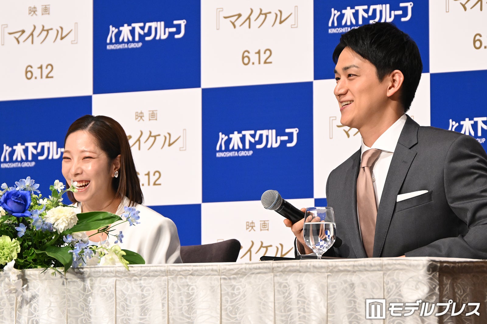 終始和やかな雰囲気の三浦璃来選手、木原龍一選手（C）モデルプレス