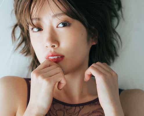乃木坂46樋口日奈、シースルーランジェリーで美バスト披露 可愛さ&色気を凝縮