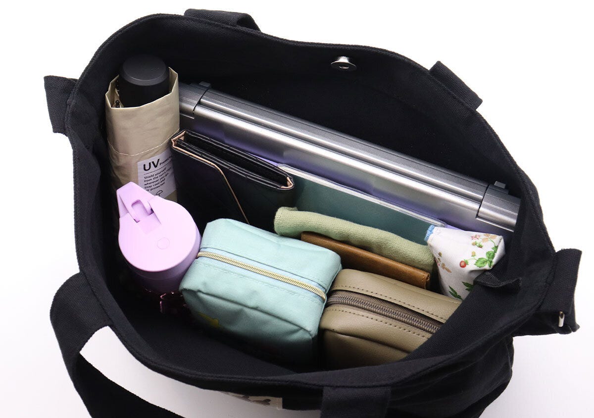 16L大容量 宝島社ムーミン黒ショルダーバッグ16L大容量