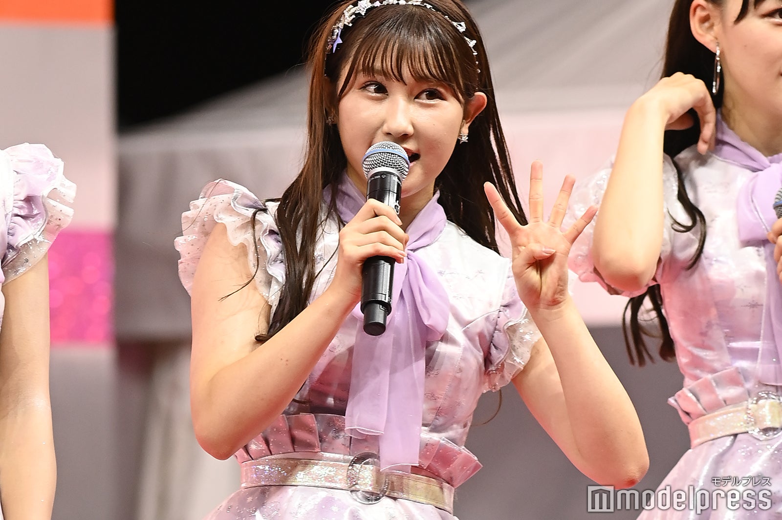 ＝LOVE（C）モデルプレス