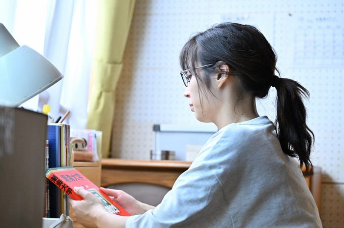 広瀬アリス「マイ・セカンド・アオハル」第1話より(C)TBS