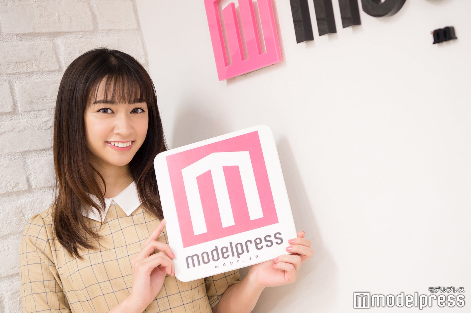 モデルプレスのインタビューに応じた小泉遥（C）モデルプレス