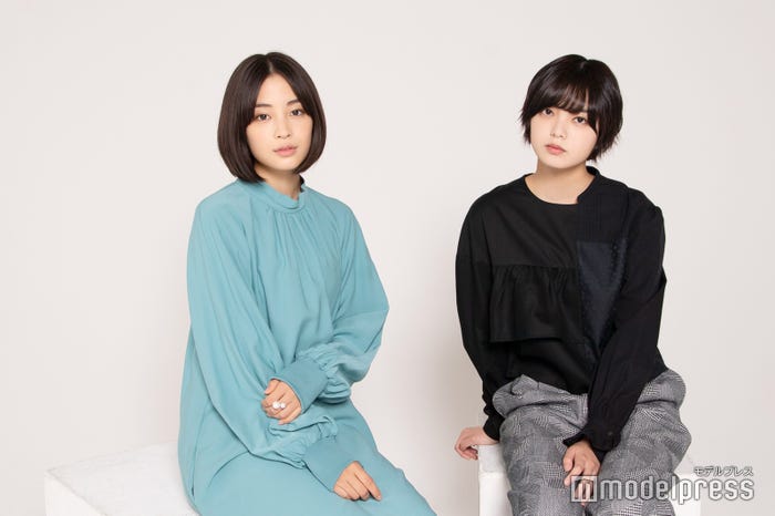 広瀬すず×平手友梨奈(C)モデルプレス