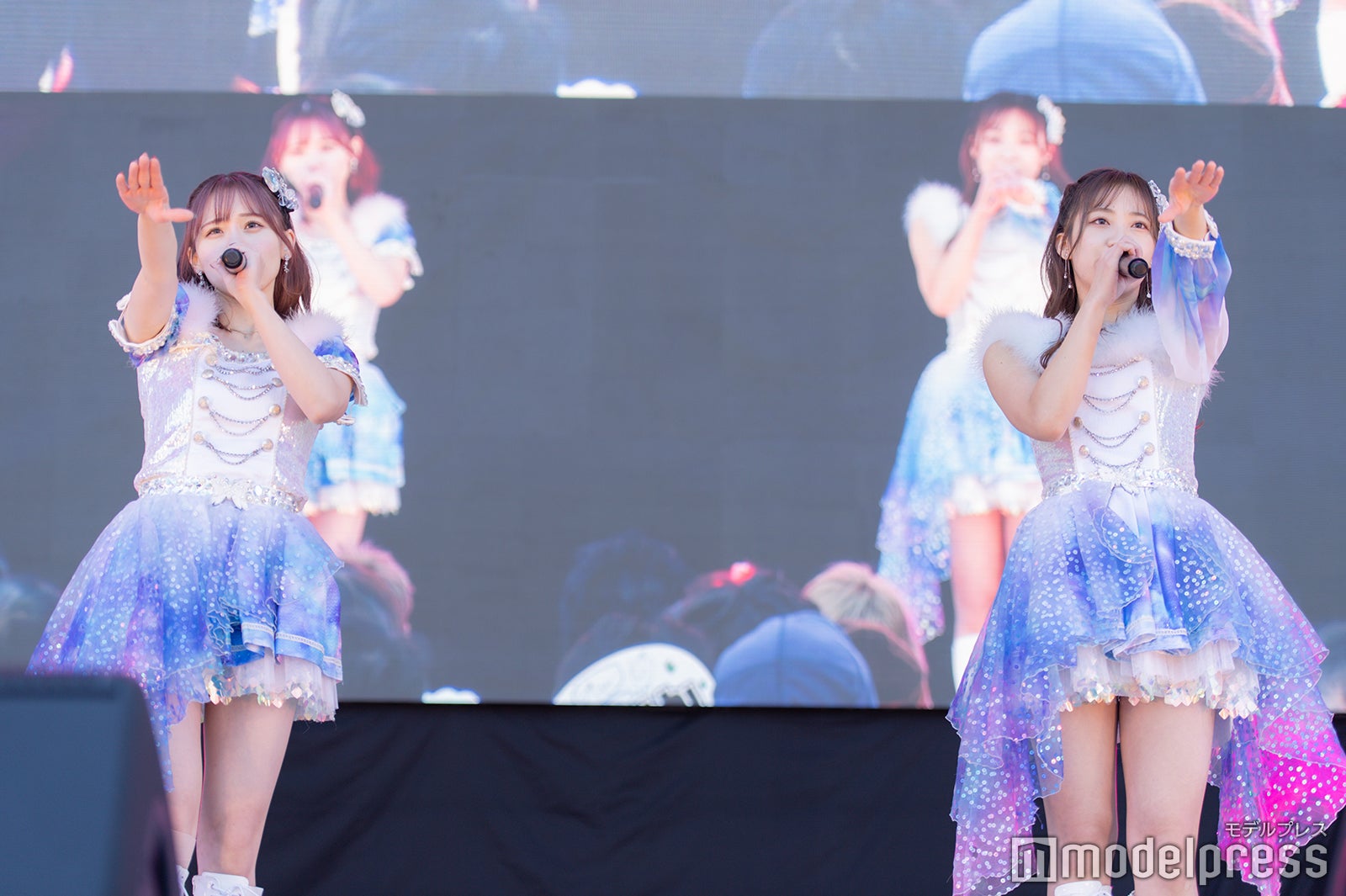 佐藤佳穂、日高優月 （C）モデルプレス