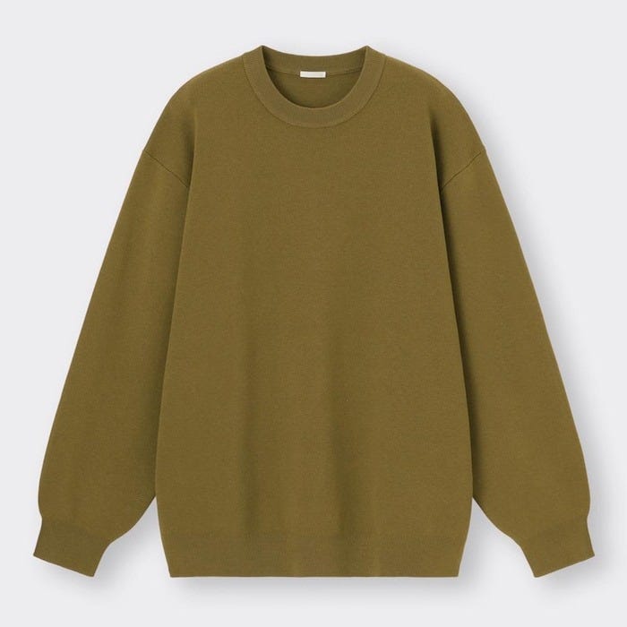 GU メンズコーデ イエロー×ネイビー 洗練カジュアル asuka イラスト GU メンズコーデ イエロー×ネイビー 洗練カジュアル asuka イラスト スムースニットクルーネックセーター