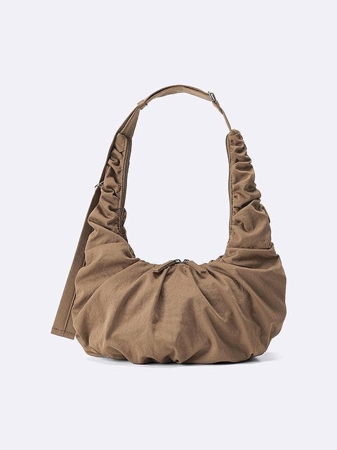 GU ダンプリングバッグ GUのダンプリングバッグ