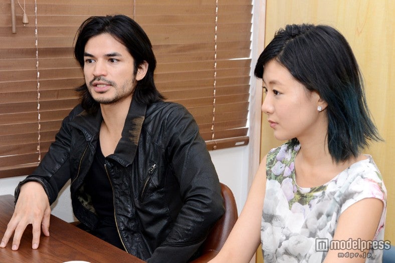 （左から）尚玄、玄里