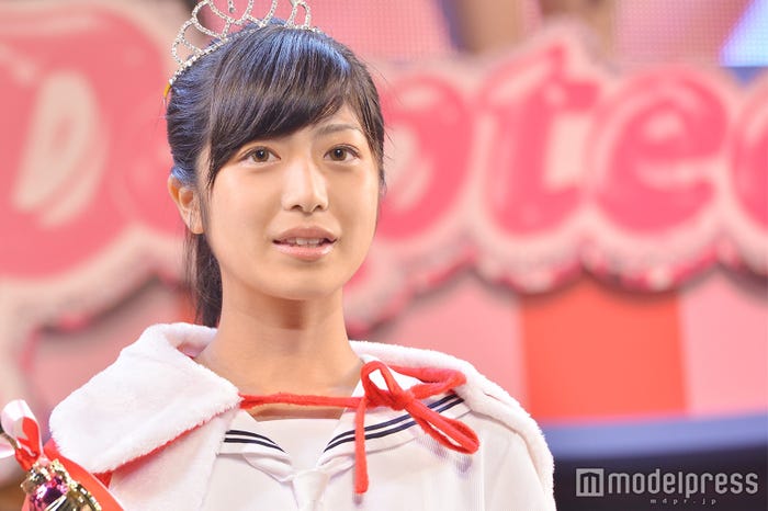 グランプリに輝いた吉田莉桜(りおちょん)さん/「高一ミスコン」(C)モデルプレス