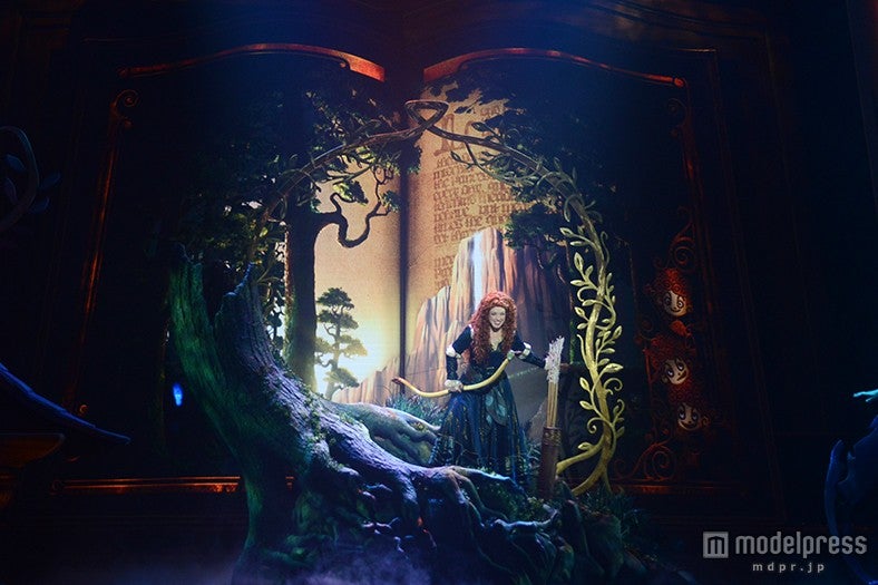 「ミッキー・アンド・ザ・ワンダラス・ブック」より