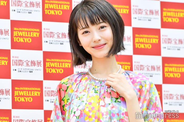 浜辺美波(C)モデルプレス