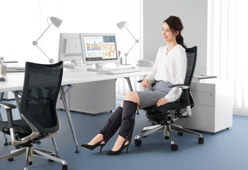 エアーマッサージャー コードレス レッグリフレ EW-RA38