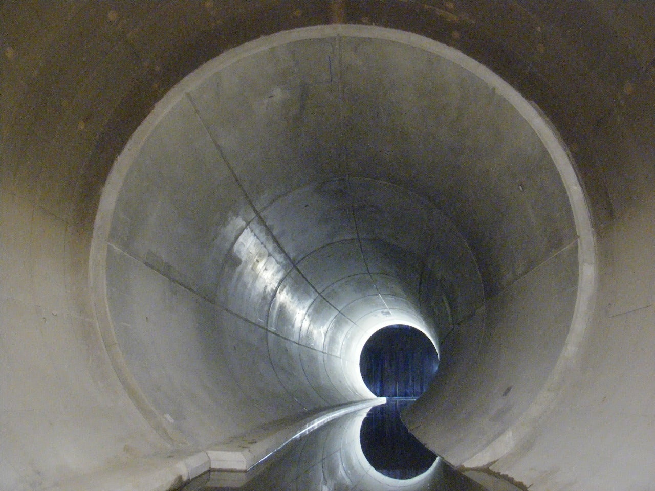 首都圏外郭放水路※トンネルは立入及び見学不可／画像提供：国土交通省江戸川河川事務所